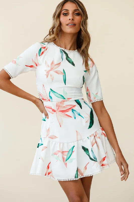 Luxury Fashion Manuela Half Sleeve Lace-Up Back Dress Leaf Print White