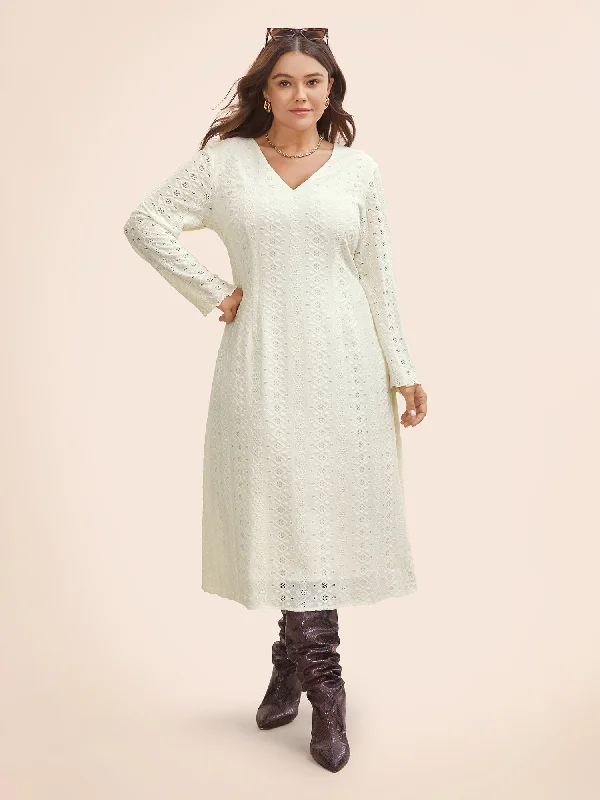 Elegant Women's Evening Garments Solid V Neck Broderie Anglaise Dress