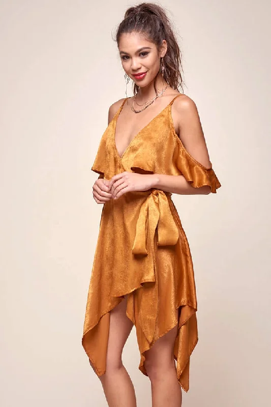 High End Fashion Darby Manhattan Off The Shoulder Dress Tan