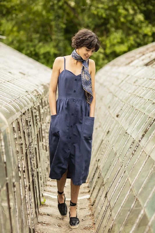Stylish Outerwear Clothing For Women Fibre Mood Colette Dress