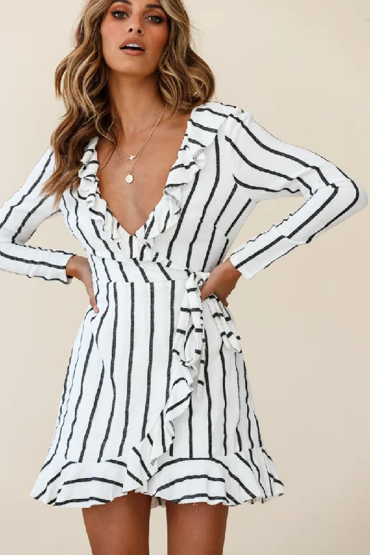 Charming Everyday Clothing For Women Beatrice Faux Wrap Ruffle Trim Raw Edge Dress White/Black Stripe