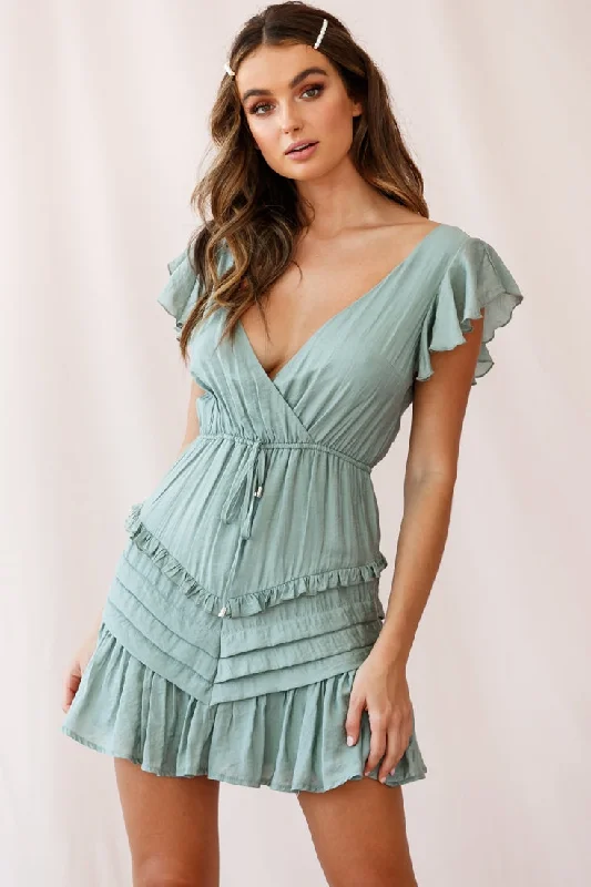 Women's Stylish Professional Garments Willah Pintuck And Frill Detail Drawstring Dress Olive
