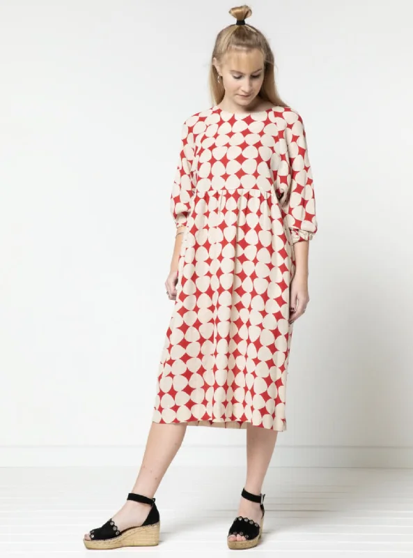 Fashion Essentials Style Arc Hope Woven Dress