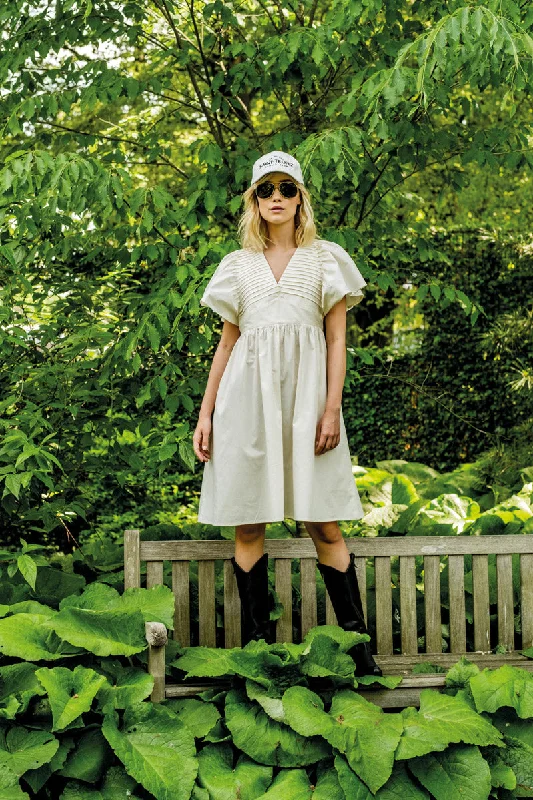 Women's Plus-Size Casual Outfit Fibre Mood Nina Dress