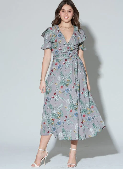 Stylish Women's Clothes for Work and Play McCalls Dresses M7801