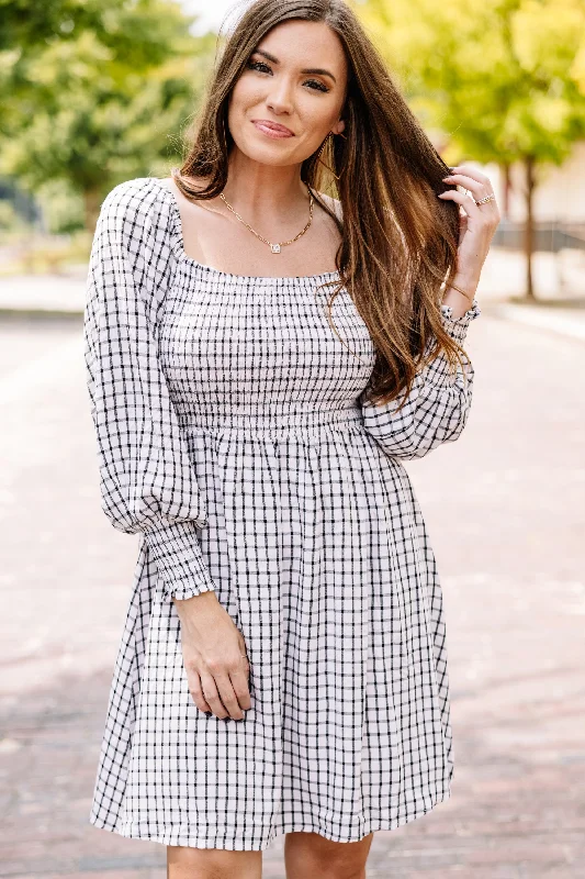 Holiday Discount Carry On Cream White Plaid Dress