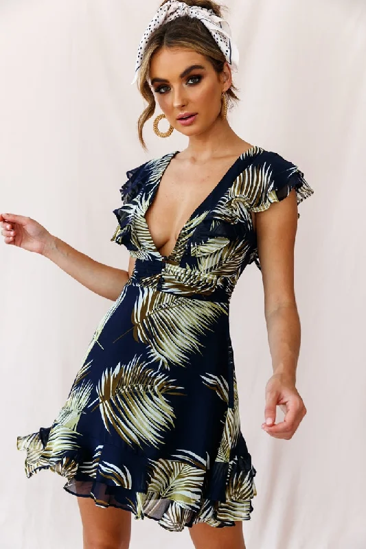 Women's Night-Out Outfit Shaina Pintuck Placket Empire Cut Dress Palm Print Navy