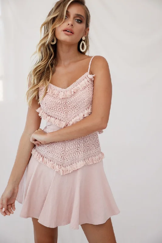 Elegant Fashion Janey Applique A-Line Dress Pink