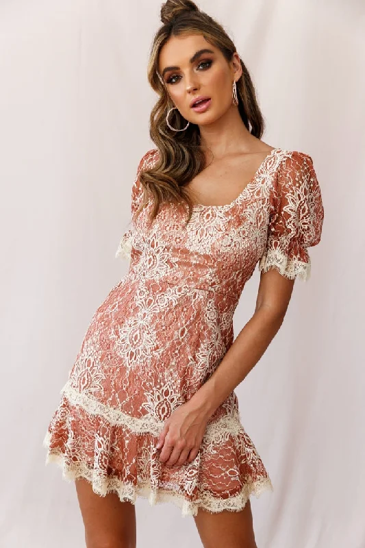 Women's Stylish Outerwear Andrea Puff Sleeve Lace Dress Rose/Beige