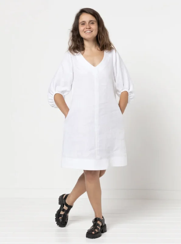 Women's Athletic Clothes Style Arc Zalia Woven Top and Dress