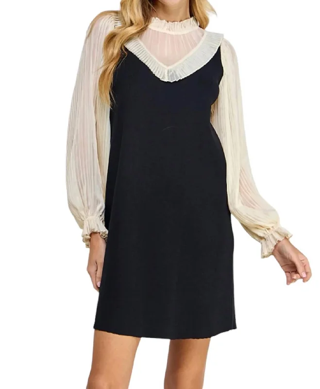 Comfy Women's Outfits for Daily Wear Pleated Blouse Dress In Cream And Black