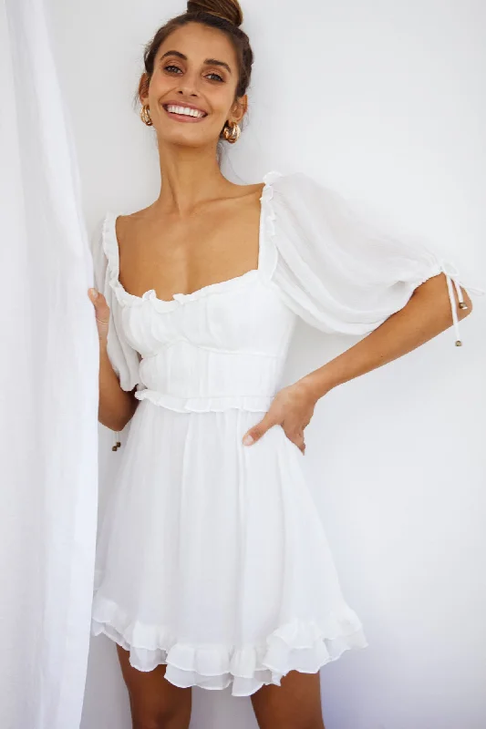 Discount Price Kirra Puff Sleeve Ruched Bodice Dress White