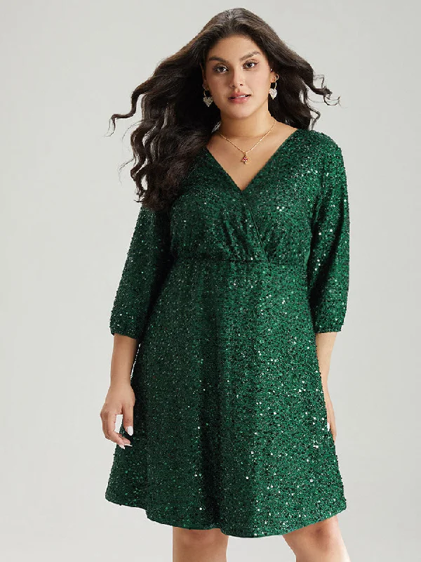 Easygoing Women's Style Sequin Overlap Collar Elastic Waist Knee Dress