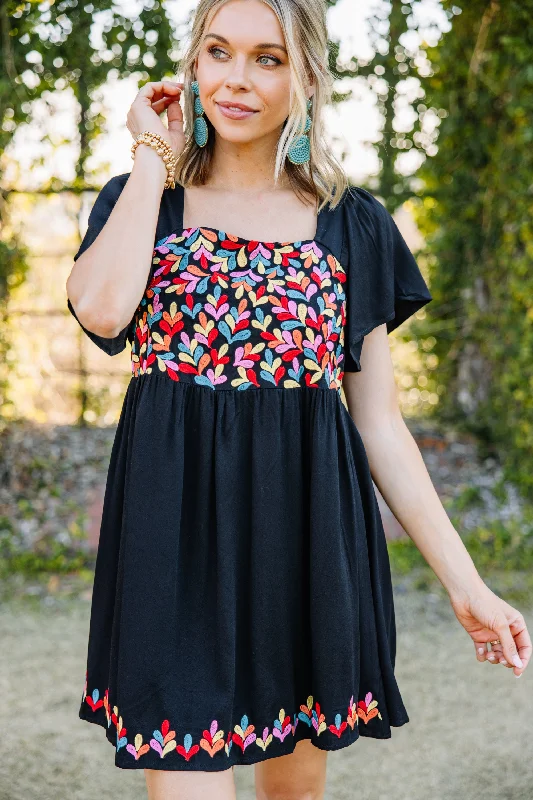 Women's Active Outfit For Fitness Feeling Free Black Embroidered Dress