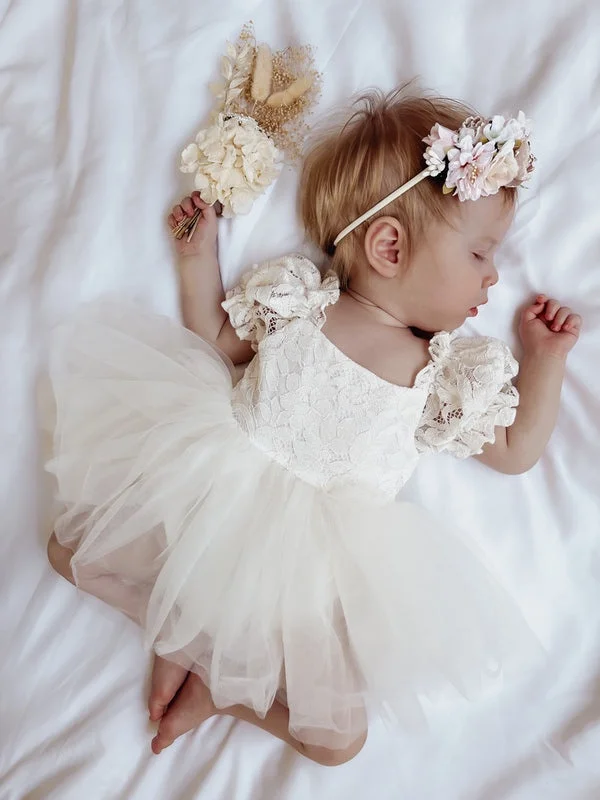 Women's Comfortable Clothes For Weekends Callista Puff Sleeve Ivory Baby Dress