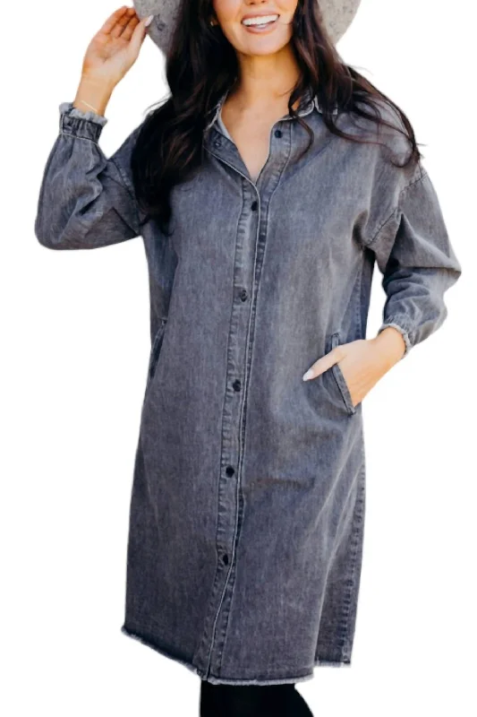 Chic Wardrobe The Nora Dress In Faded Black