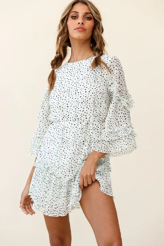 Tailored Clothing For Women Yours Sincerely Three-Quarter Sleeve Accordion Pleat Dress Speckle Print White Tailored Clothing For Women Yours Sincerely Three-Quarter Sleeve Accordion Pleat Dress Speckle Print White