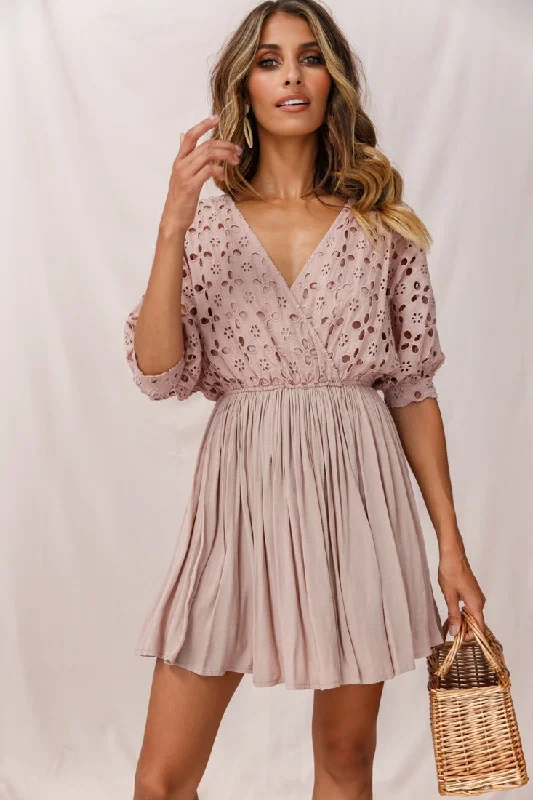 Women's Outdoor Activity Garments Indi Broderie Anglaise Swing Dress Mocha