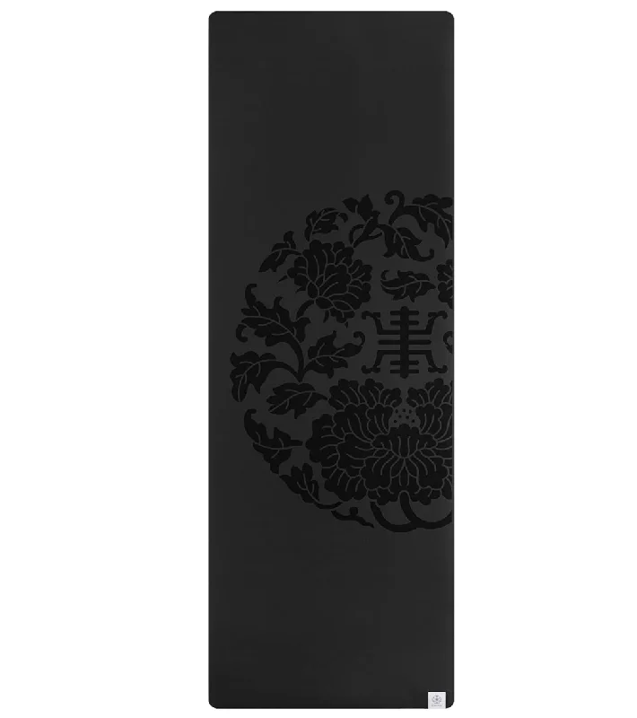 Ground Yourself With Discounted Yoga Mats Gaiam 5mm Dry Grip Yoga Mat 2.0 Black