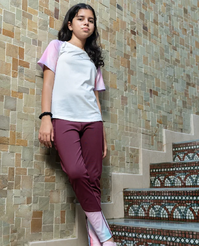 Master Every Pose With Premium Yoga Wear Deals Regular Colourblock Tshirt and High Waisted Colourblock Stretchable Leggings Set Master Every Pose With Premium Yoga Wear Deals Regular Colourblock Tshirt and High Waisted Colourblock Stretchable Leggings Set