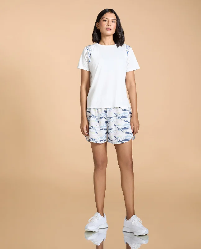 The Best Yoga Clothing At The Best Prices Stride Running Top and Shorts White