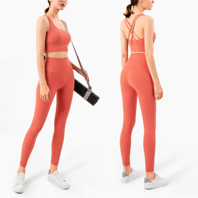Your Go-To Yoga Outfits Now More Affordable Workout Bra & Legging Set