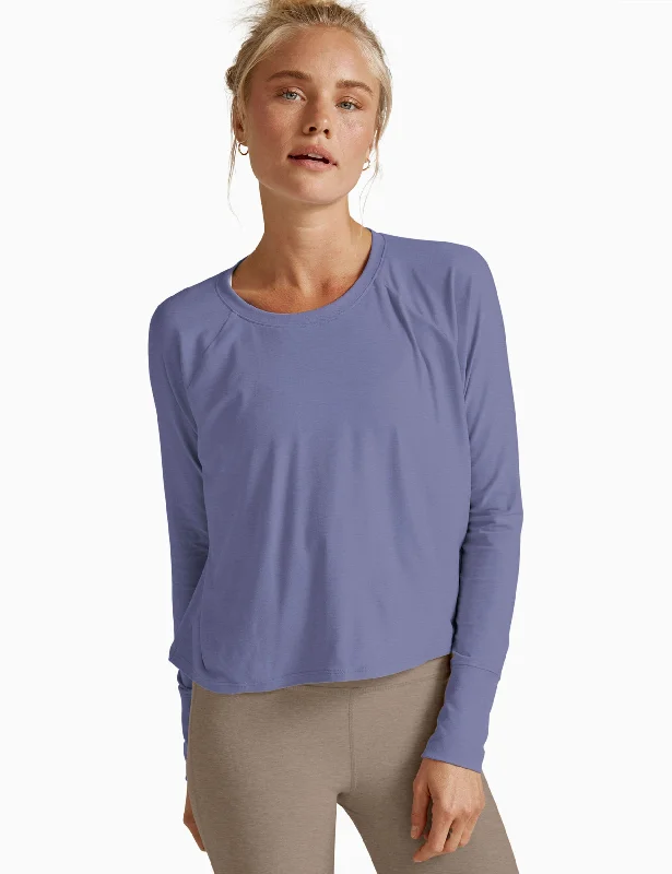 High-Quality Yoga Clothing At Budget-Friendly Prices Featherweight Daydreamer Pullover - Periwinkle Cloud Heather High-Quality Yoga Clothing At Budget-Friendly Prices Featherweight Daydreamer Pullover - Periwinkle Cloud Heather