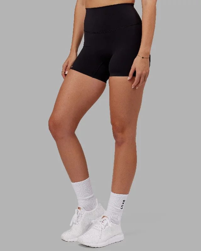Don't Miss Out On Premium Yoga Wear Deals Elixir X-Length Shorts - Black