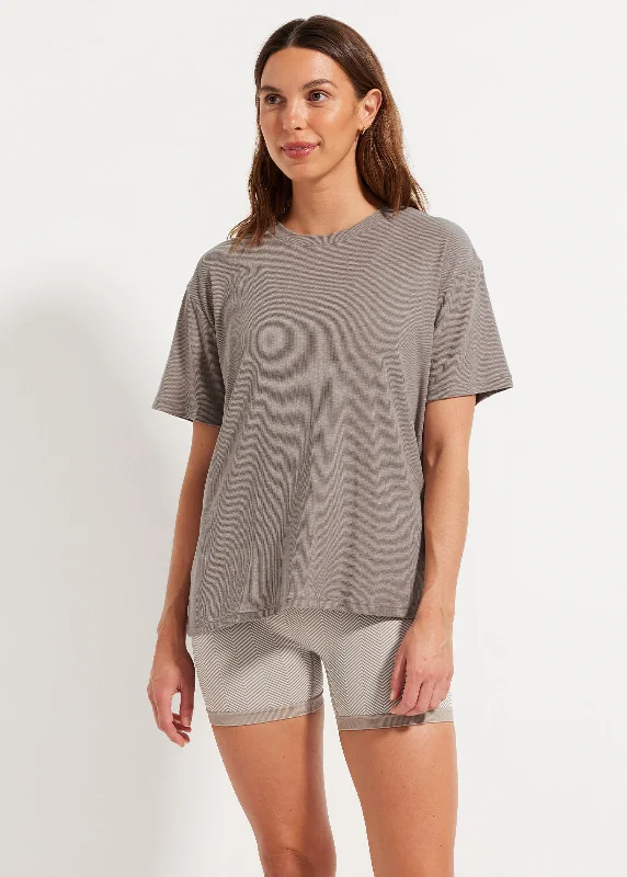 Flow Into Savings With Trendy Yoga Apparel Essential Ribbed Tee