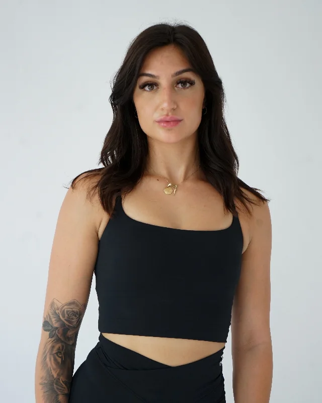 The Perfect Fit At The Perfect Price Impact Tank Top - Black