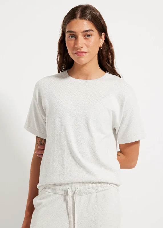 Master Every Pose With Premium Yoga Wear Deals Me Time Tee