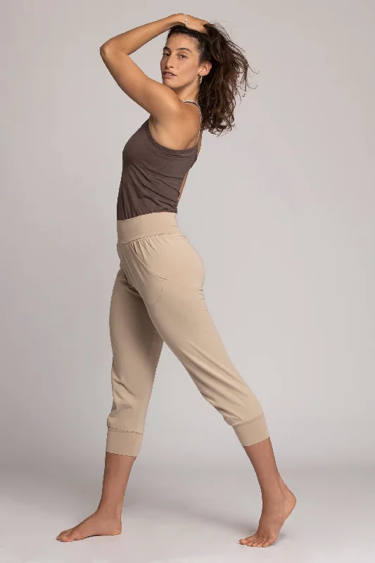 Soft, Supportive Yoga Wear At Unbeatable Savings Organic Cotton Slouchy Capri Pants Soft, Supportive Yoga Wear At Unbeatable Savings Organic Cotton Slouchy Capri Pants