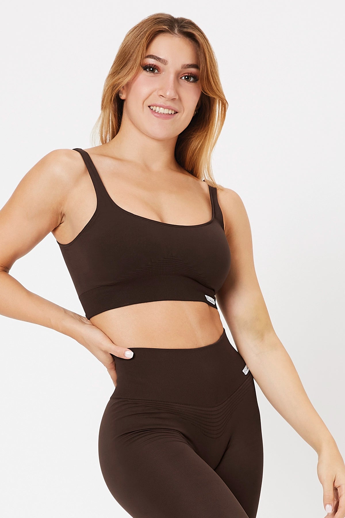 Fashionable Yoga Apparel Now On Sale Top Confidence Cioccolato
