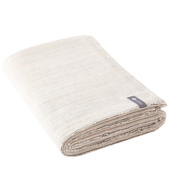 Breathe Easy With Budget-Friendly Yoga Gear Halfmoon Melange Cotton Yoga Blanket Sandstone Breathe Easy With Budget-Friendly Yoga Gear Halfmoon Melange Cotton Yoga Blanket Sandstone