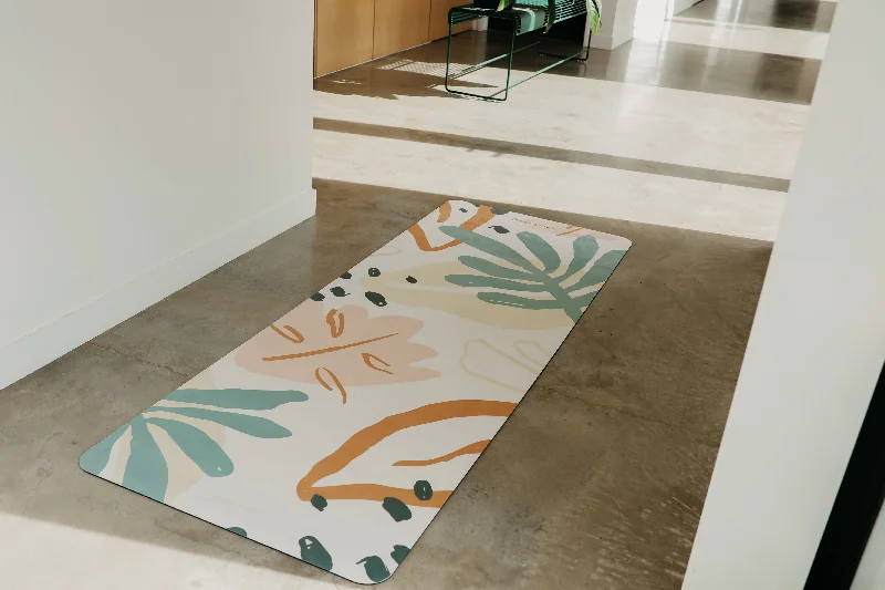 Jasmine Kroeze's 'Tropical' Yoga Mat