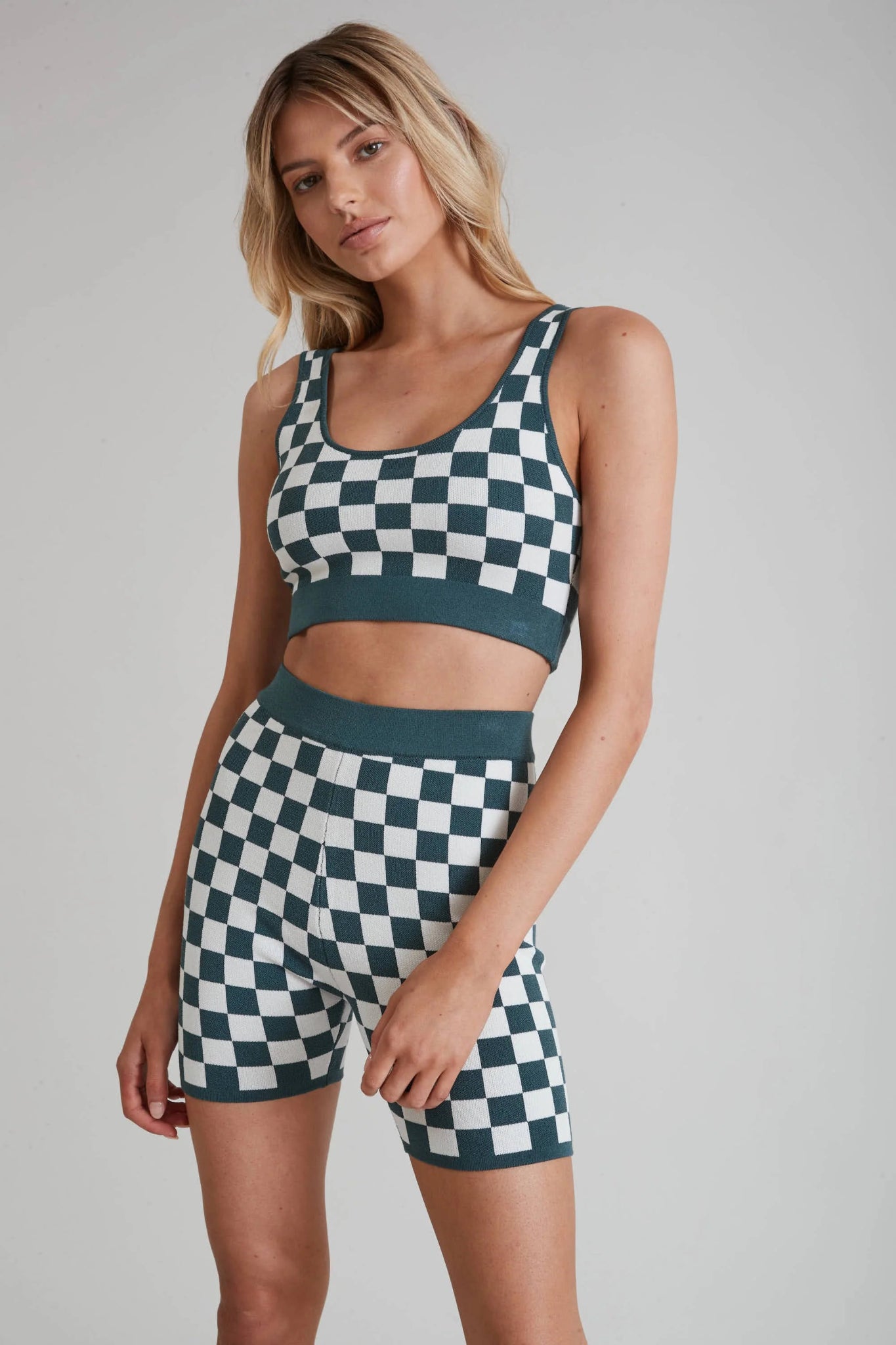Soft, Supportive Yoga Wear At Unbeatable Savings Check Mate Crop