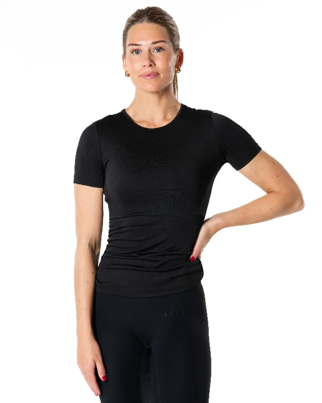 Stretch Your Limits, Not Your Wallet Clean T-shirt - Black