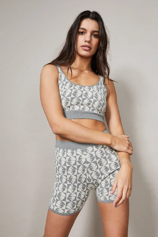 Don't Miss Out On Premium Yoga Wear Deals Jacquard Crop Top