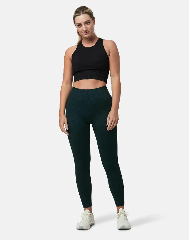 Limited-Time Savings On Yoga Leggings And Tops Lotus Chevron 7/8 Leggings in Moss Green Limited-Time Savings On Yoga Leggings And Tops Lotus Chevron 7/8 Leggings in Moss Green