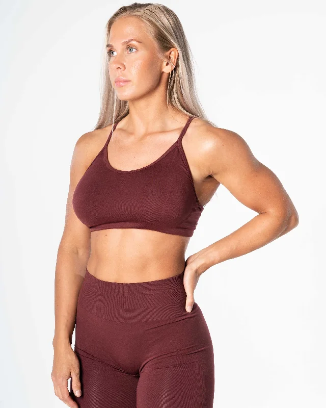 Stretch In Style With Budget-Friendly Yoga Wear Prime Seamless Top - Burgundy