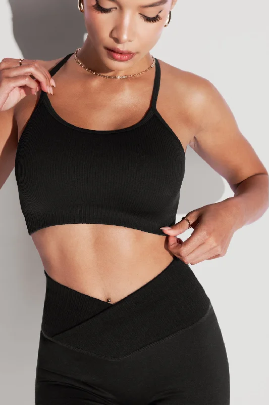 Soft, Stretchy, And Super Affordable Yoga Wear What's the Scoop Seamless Bra - Black Soft, Stretchy, And Super Affordable Yoga Wear What's the Scoop Seamless Bra - Black