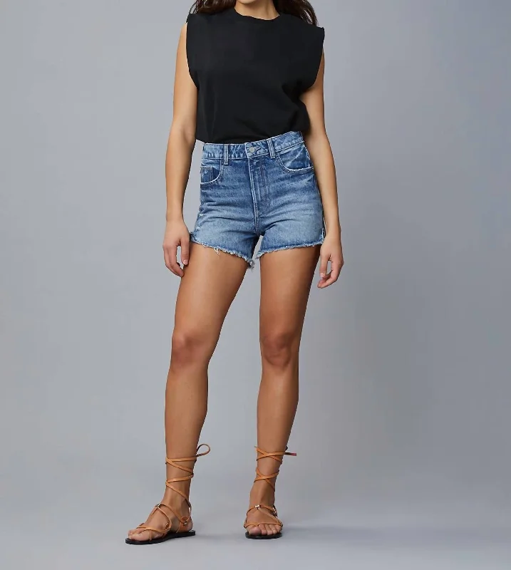 Your Go-To Yoga Outfits Now More Affordable Emilie Short High Rise Vintage 4" In Rigid Light Your Go-To Yoga Outfits Now More Affordable Emilie Short High Rise Vintage 4" In Rigid Light