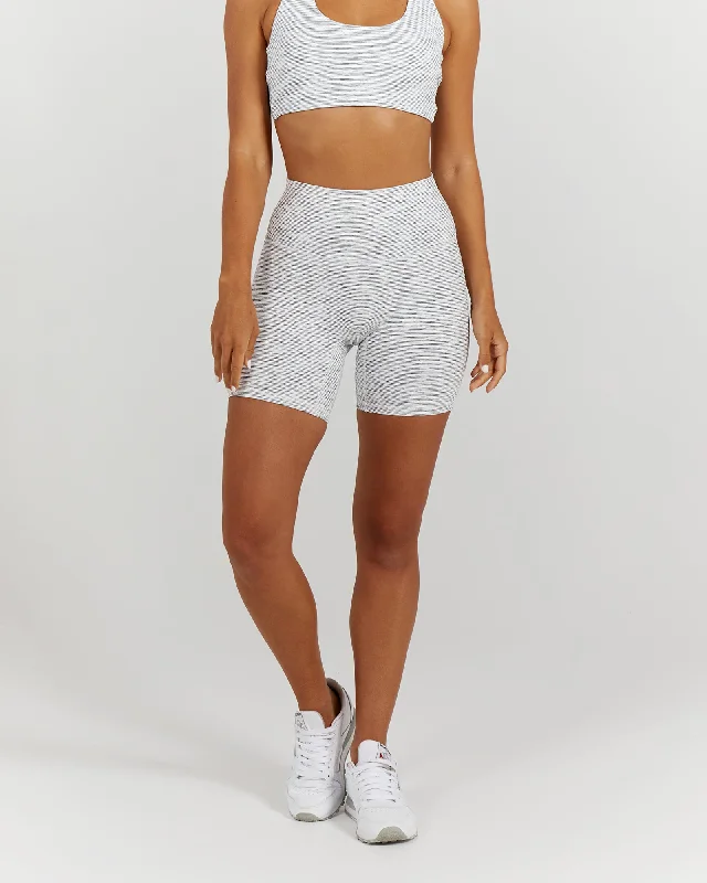 Elevate Your Practice With Affordable Yoga Wear LUXE BIKER SHORTS V2 - ARCTIC GREY