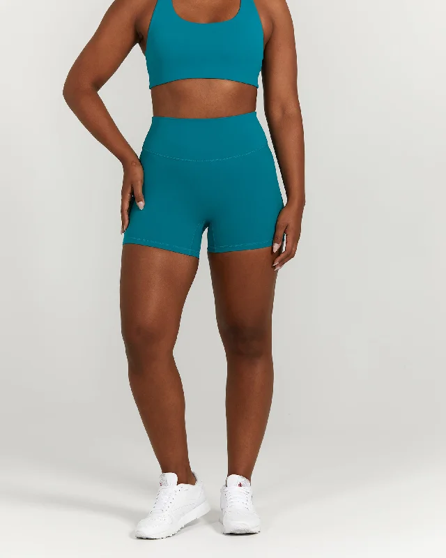 Move With Confidence In Discounted Yoga Outfits MOTION SHORTS 4" - LAGOON
