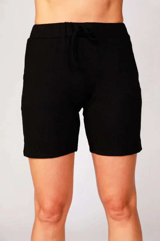 Tie Waist Short In Black